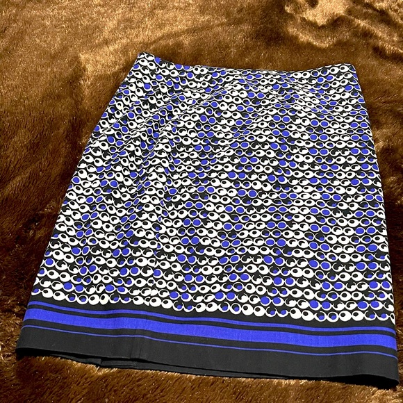 Ann Taylor Petite Black, White, Blue Skirt - Picture 2 of 13
